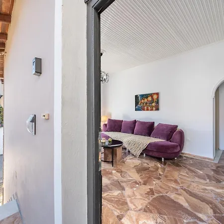 Corfu Apartment *
